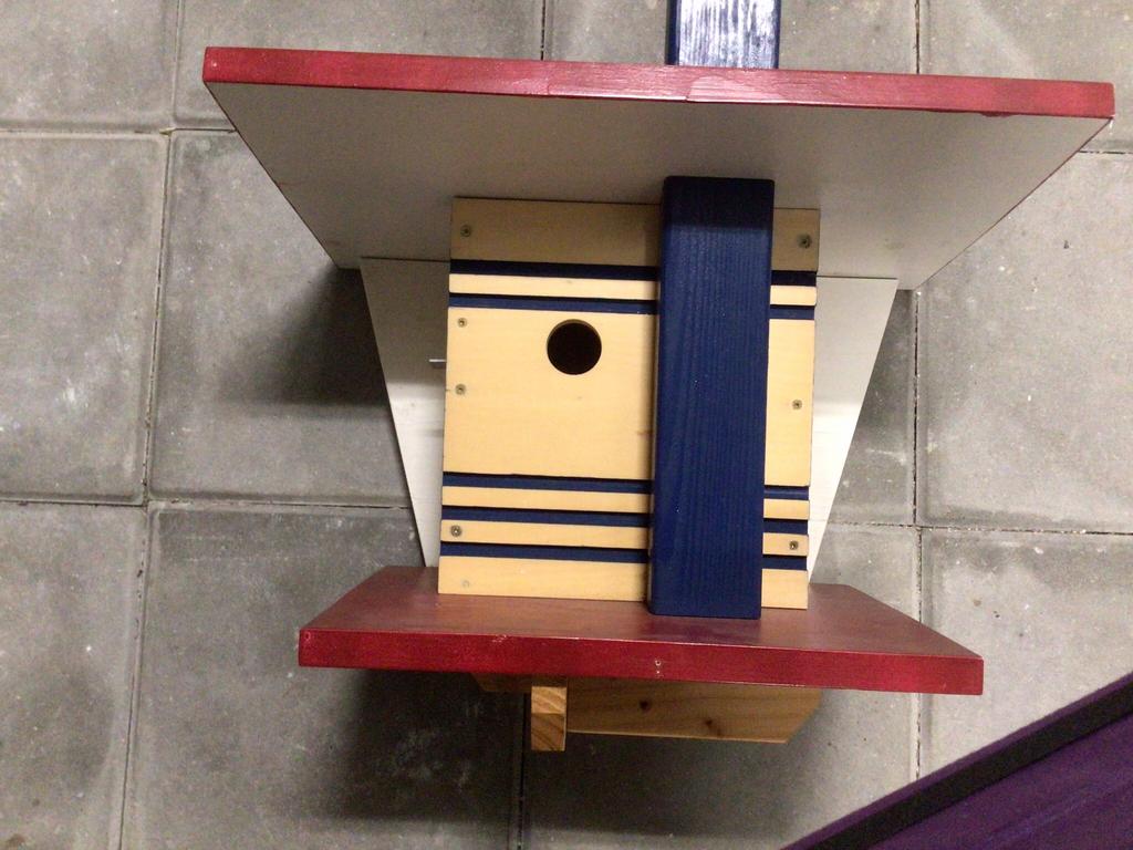 Nette nesthokje/ voederkooi, Ophalen, Zo goed als nieuw