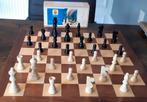 Schaakspel met schaakbord plus doosje met damstenen, Hobby en Vrije tijd, Gezelschapsspellen | Bordspellen, Een of twee spelers