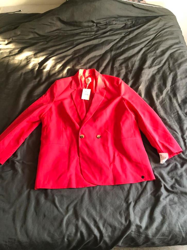 Garcia XXL jasje helemaal nieuw!, Kleding | Dames, Jasjes, Kostuums en Pakken, Nieuw, Jasje, Maat 46/48 (XL) of groter, Rood, Ophalen of Verzenden