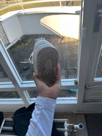 Jordan 4 frozen moments maat 43 beschikbaar voor biedingen