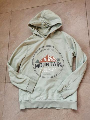 Trui met bergprint basic needs by name it beschikbaar voor biedingen