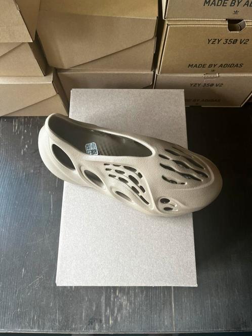 Adidas Yeezy Foam Clay Taupe 37/38/39/42/43/44.5/46/47/48.5, Kleding | Heren, Schoenen, Nieuw, Sneakers of Gympen, Overige kleuren