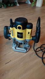 Bovenfrees powerplus POWX093 met accessoires en koffer, Doe-het-zelf en Verbouw, Gereedschap | Freesmachines, Ophalen, Elektrisch