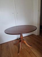 Antieke ronde lage tafel, Ophalen