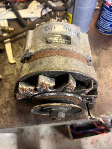 Daf 44-46 dynamo 12 volt beschikbaar voor biedingen