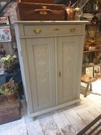 Super leuke oude grenen meidenkast in grijs / taupe, Ophalen