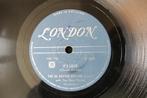 The Castro Sisters It's love 78 toeren 78rpm rpm jukebox hit, Ophalen of Verzenden, Voor 1960, Gebruikt, 10 inch