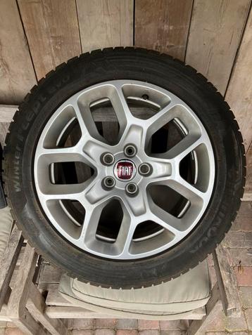 Wie wil deze Winterbanden Fiat 500X niet? beschikbaar voor biedingen