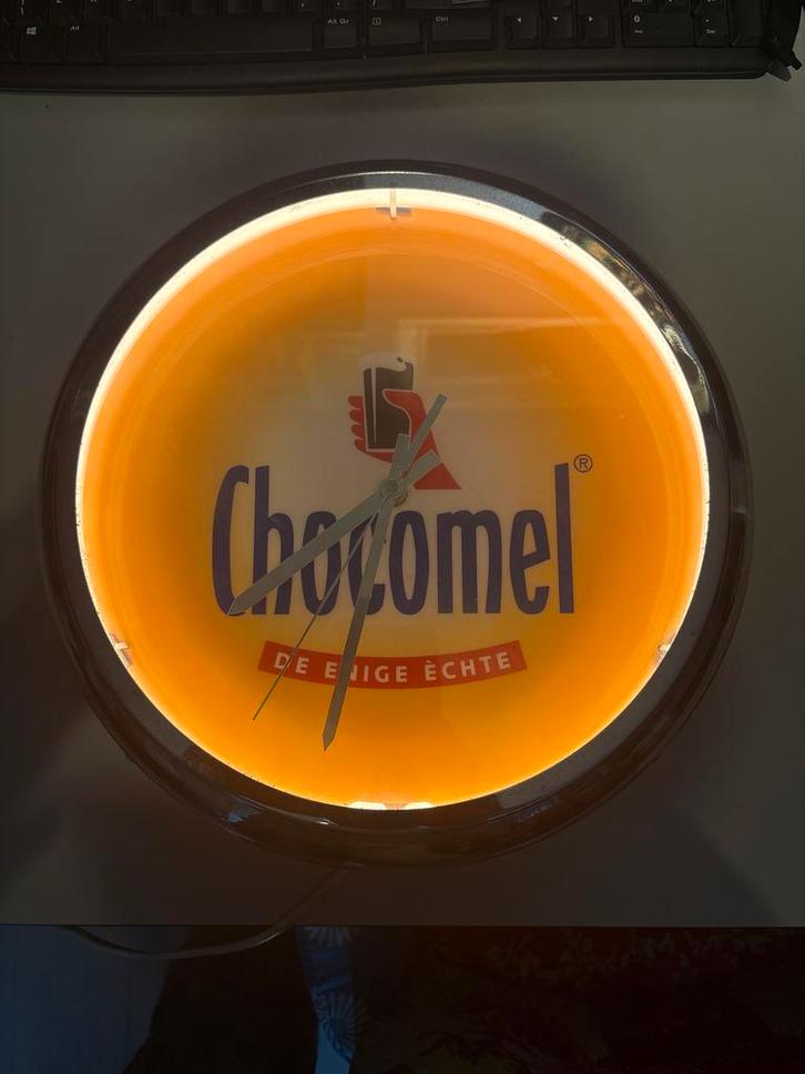 Chocomel Neon Klok - Vintage Reclame, Verzamelen, Merken en Reclamevoorwerpen, Gebruikt, Lichtbak of (neon) lamp, Ophalen of Verzenden