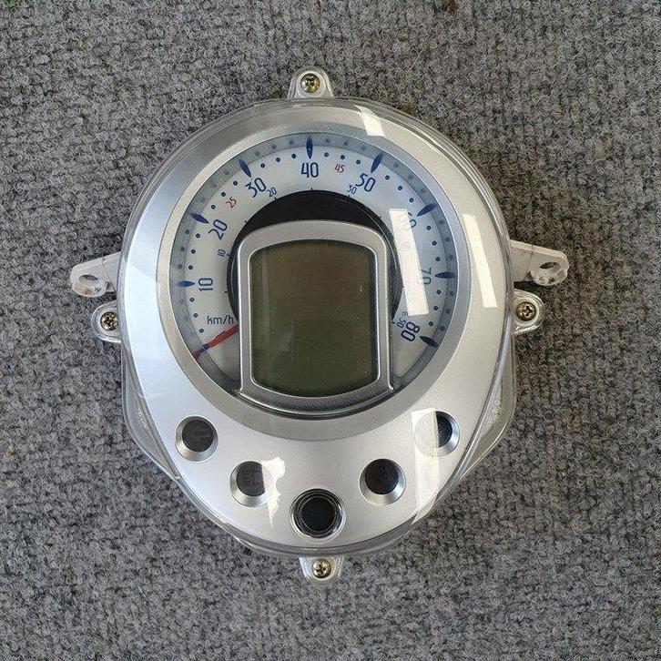 Teller Peugeot Django 2017 Kilometerteller 10953km dashboard, Fietsen en Brommers, Brommeronderdelen | Scooters, Gebruikt, Peugeot