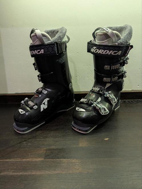 Nordica Speed Machine 85W (maat 26,5), Sport en Fitness, Skiën en Langlaufen, Zo goed als nieuw, Schoenen, Skiën, Nordica, Ophalen