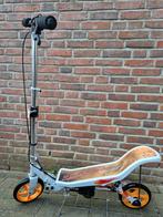 Space scooter oranje/wit, Fietsen en Brommers, Steps, Overige typen, Zo goed als nieuw, Spacescooter, Ophalen