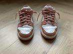 Nike Dunk Low Rose Whisper - Maat 39, Ophalen of Verzenden, Gedragen, Roze, Sneakers of Gympen