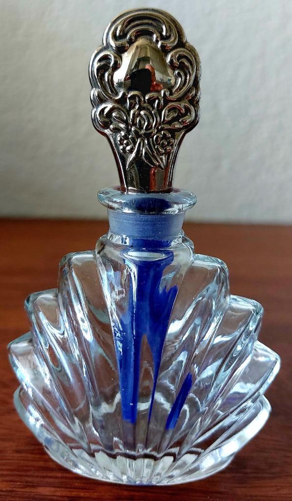 Mooi parfumflesje met afwerking op stop / parfumstaafje, Verzamelen, Parfumverzamelingen, Zo goed als nieuw, Parfumfles, Ophalen of Verzenden