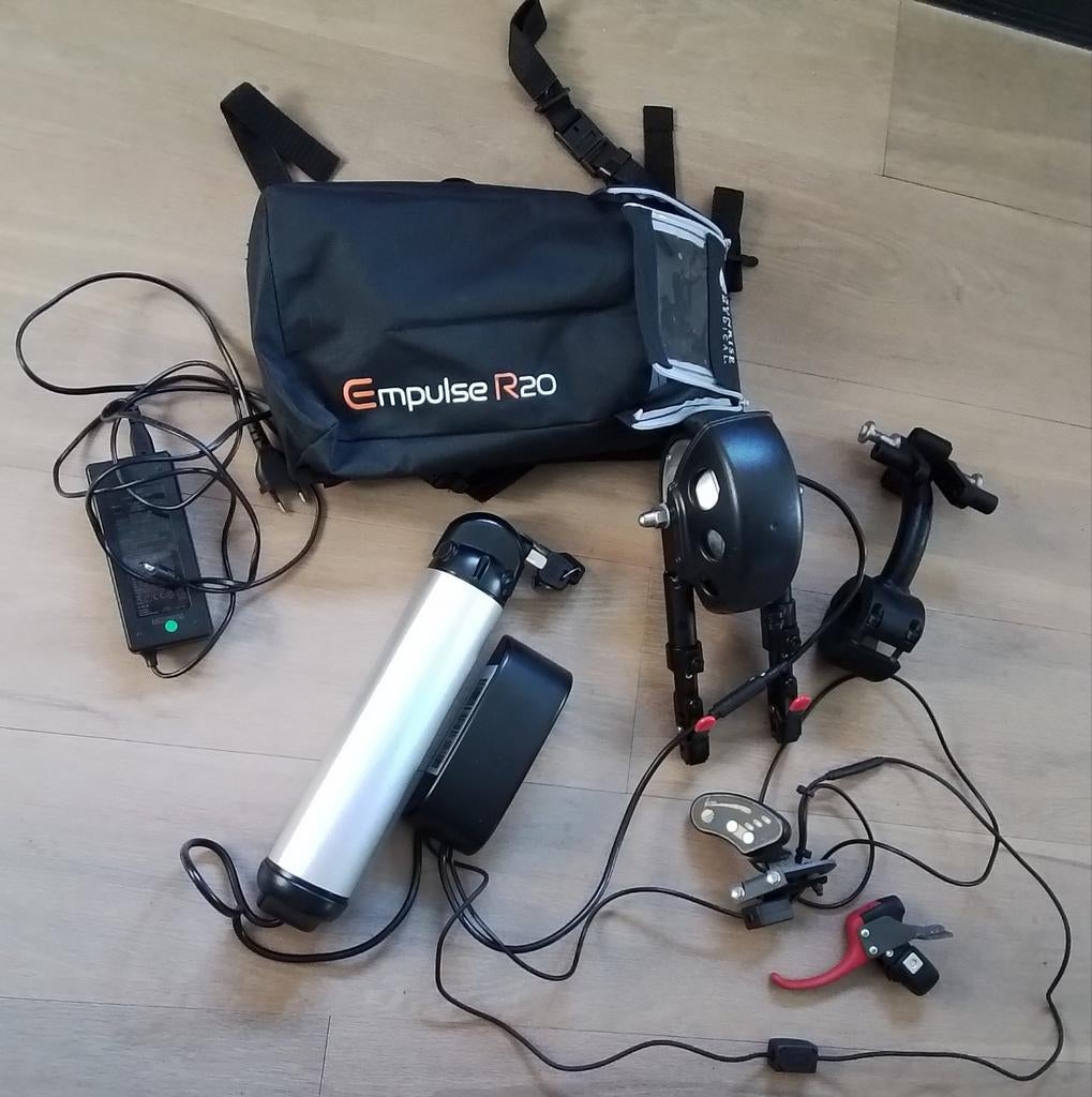 Rolstoel duwondersteuning EMPULSE R20, Diversen, Rolstoelen, Zo goed als nieuw, Handbewogen rolstoel, Inklapbaar, Ophalen
