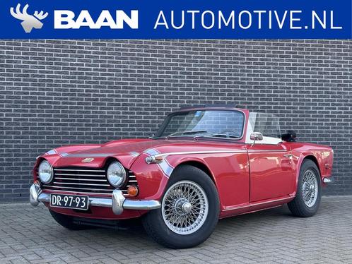 Triumph TR 250 (bj 1967), Auto's, Oldtimers, Bedrijf, Te koop, Lederen bekleding, Open dak, Triumph, Benzine, Cabriolet, Handgeschakeld