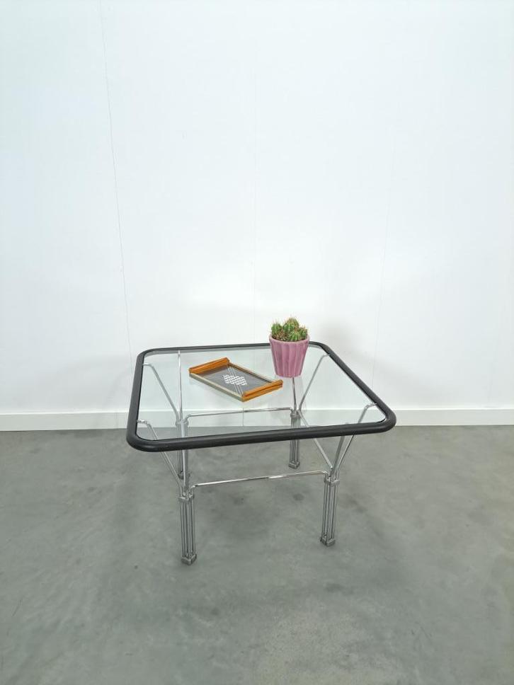 Glazen jaren 70 salontafel met chromen onderstel vintage, Huis en Inrichting, Tafels | Salontafels, Gebruikt, 50 tot 75 cm, 50 tot 100 cm