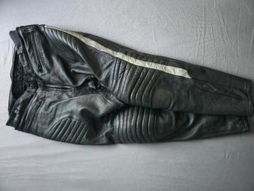Restyle leren motorbroek met reflectie  beschikbaar voor biedingen
