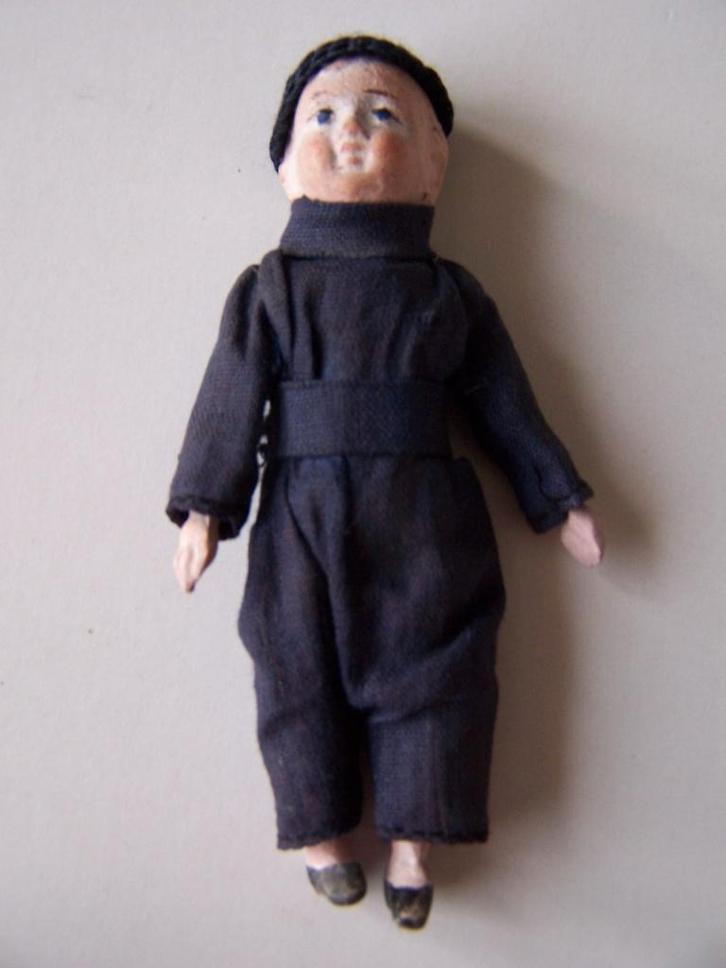 Antiek poppenhuispopje, Verzamelen, Poppen, Gebruikt, Pop, Ophalen of Verzenden