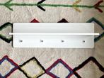 wandplank met 4 haakjes, Ophalen, Zo goed als nieuw