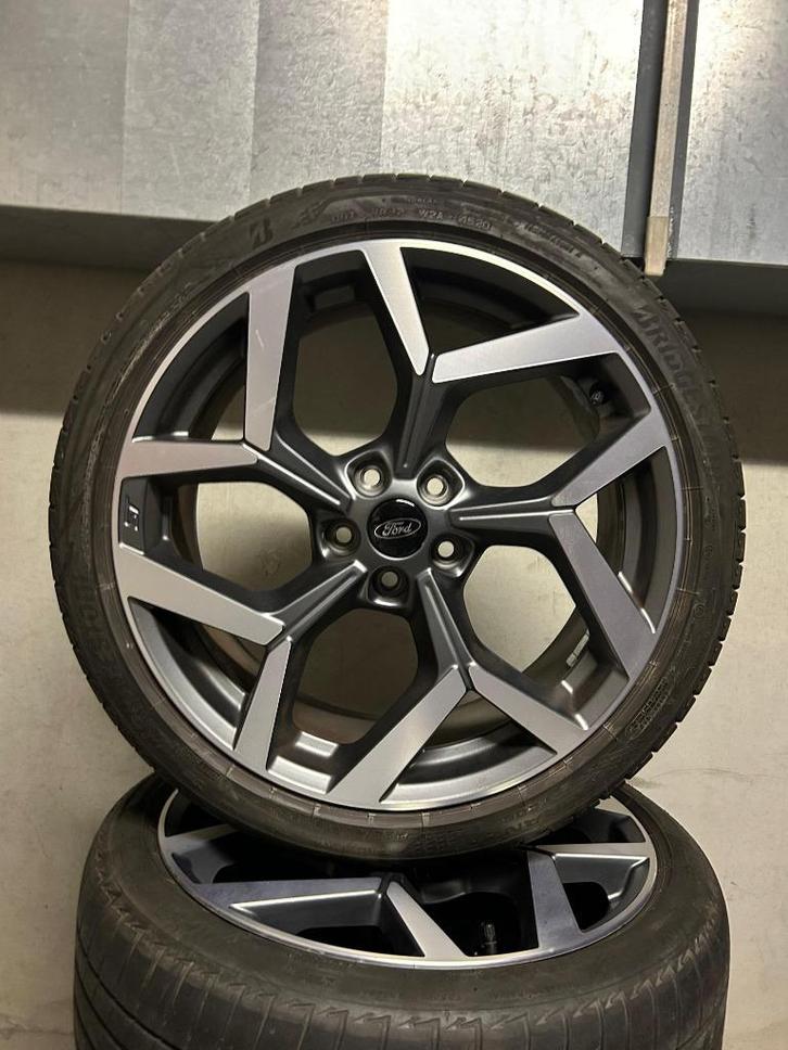 Ford Puma ST 19 inch 5x108 + Bridgestone zomer 6mm + TPMS, Auto-onderdelen, Banden en Velgen, Banden en Velgen, Zomerbanden, 19 inch