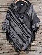 Nieuw!  Grijs/Zwarte Poncho ,  ONE SIZE, Kleding | Dames, Overige Dameskleding, Verzenden, Nieuw, MS Moda