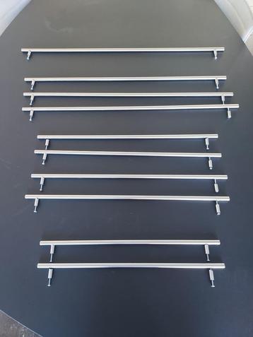 Handgrepen RVS beschikbaar voor biedingen