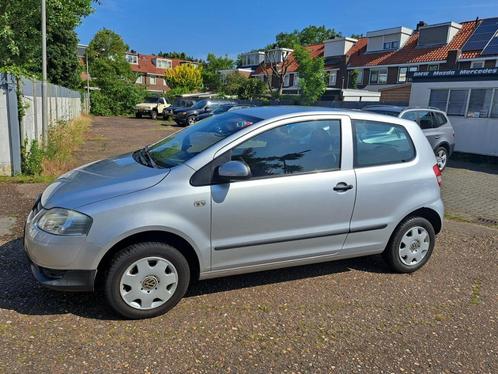 Volkswagen Fox 1.2 40KW 2006 Grijs lage kmst., Auto's, Volkswagen, Bedrijf, Fox, ABS, Airbags, Climate control, Metallic lak, Radio