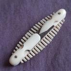 Nagelgarnituur Gesneden van Been met Borstel en Vijl, Verzenden