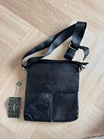Armani Leren Tas Heren vintage, Sieraden, Tassen en Uiterlijk, Tassen | Schoudertassen, Overige merken, Gebruikt, Zwart, Ophalen of Verzenden