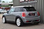 Mini Mini 2.0 Cooper S Chili 192PK Navi/LED/18'' inch, Auto's, 1998 cc, Gebruikt, 4 stoelen, Leder en Stof