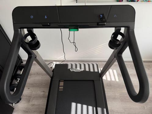 Technogym MyRun loopband - nieuwstaat 2025 model, Sport en Fitness, Fitnessapparatuur, Zo goed als nieuw, Loopband, Armen, Benen