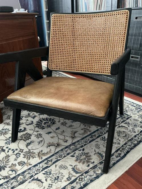 Fauteuils zwart hout + rotan en kleur legergroen zitting, Huis en Inrichting, Fauteuils, Gebruikt, Hout, 50 tot 75 cm, Minder dan 75 cm