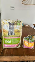 GIVE AWAY - Cat food | Kattenvoer, Dieren en Toebehoren, Knaagdieren en Konijnen | Toebehoren, Zo goed als nieuw, Ophalen