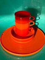 Retro kunststof kopjes schotels set van 3 oranje rood Mepal, Ophalen of Verzenden, Zo goed als nieuw