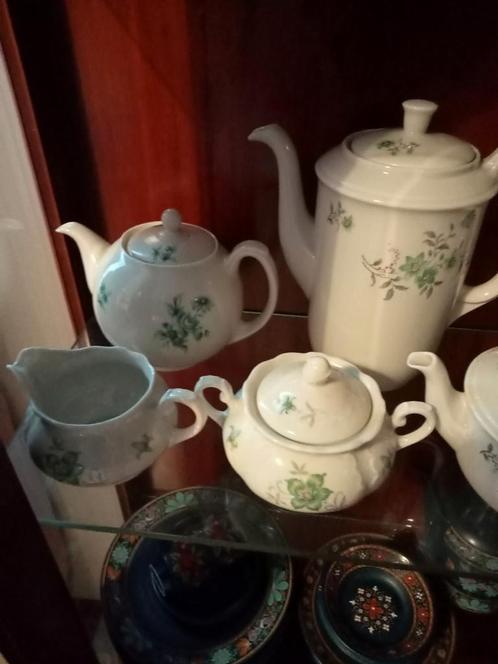 mooi porselein servies,3 koffie/ thee potten., Antiek en Kunst, Antiek | Servies compleet, Ophalen of Verzenden