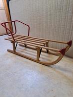 Houten slee met achterbeugel, Ophalen, Gebruikt