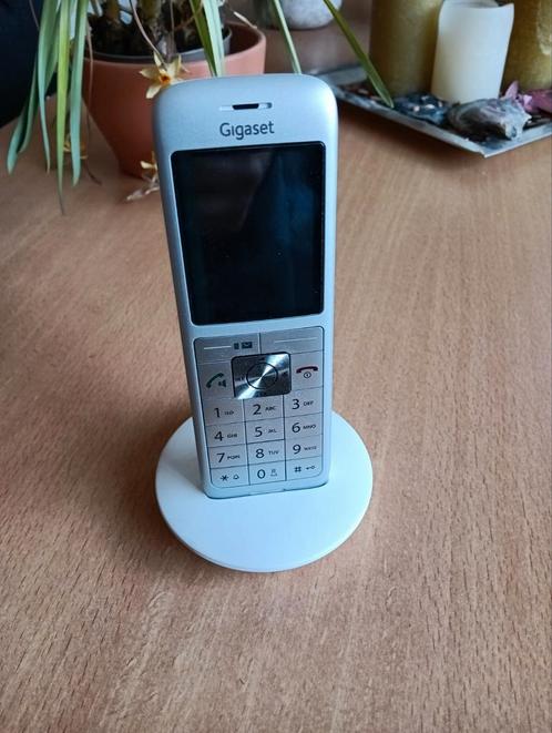 Gigaset CL660 H (handset met oplader), Telecommunicatie, Vaste telefoons | Handsets en Draadloos, Zo goed als nieuw, 1 handset