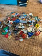 Meer dan 150 antieke speltjes, Verzamelen, Speldjes, Pins en Buttons, Ophalen of Verzenden, Zo goed als nieuw