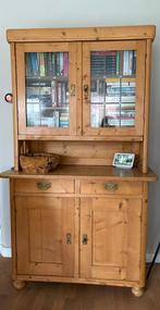 Antiek geloogd grenen buffet kast met glas in lood, Ophalen of Verzenden, 150 tot 200 cm, 25 tot 50 cm, Glas