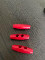 Vintage Rode Houten Houtje Touwtje Knopen (3), Ophalen of Verzenden, Gebruikt, Knoop of Knopen