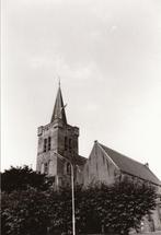 foto Wemeldinge (nabij Kapelle en Yerseke) - Ned Herv Kerk, Verzamelen, Ansichtkaarten | Nederland, Verzenden, Ongelopen