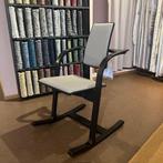 Showroommodel Varier actulum eetkamerstoel, Ophalen, Hout, Van Binnen, Zwart