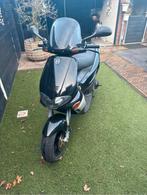 GILERA RUNNER 50CC DD NL PAPIEREN, Fietsen en Brommers, Ophalen, Zo goed als nieuw, Tweetakt, Gilera