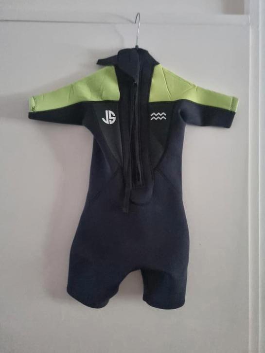 2/3 wetsuit junior 3 mm maat jxs, Watersport en Boten, Watersportkleding, Zo goed als nieuw, Wetsuit, Kind, Ophalen of Verzenden