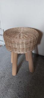 Rotan krukje, Ophalen, Zo goed als nieuw, Hout