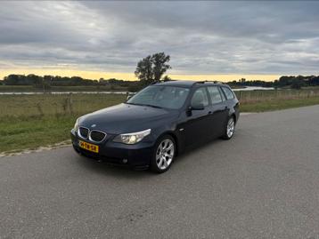 BMW 5-Serie 3.0 D 535 Touring AUT 2006 Blauw nieuwe apk! beschikbaar voor biedingen