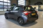 Toyota Yaris 1.5 Hybrid Team D | CAMERA | CRUISE | STOELVERW, Auto's, Gebruikt, 4 cilinders, 49 €/maand, Bedrijf