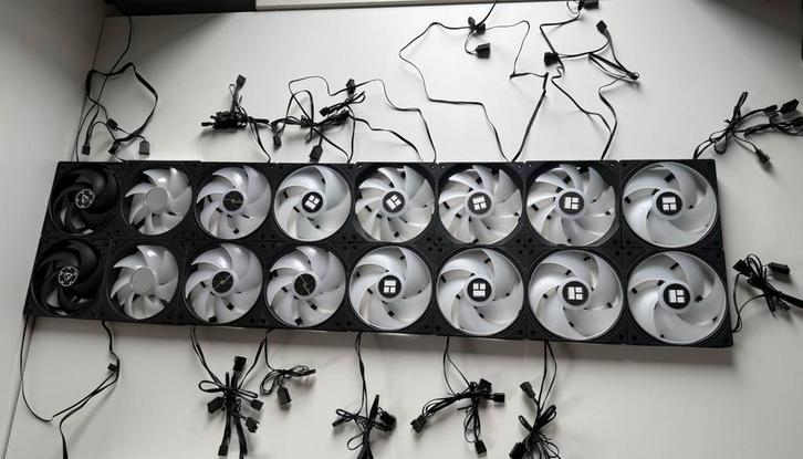 120mm PC Case Fans – RGB + zwart, Computers en Software, Computerkoelers, Nieuw, Luchtkoeling, Ophalen of Verzenden