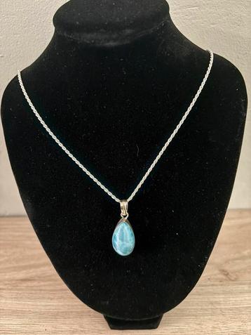 925 zilveren ketting met larimar hanger in ovale vorm beschikbaar voor biedingen